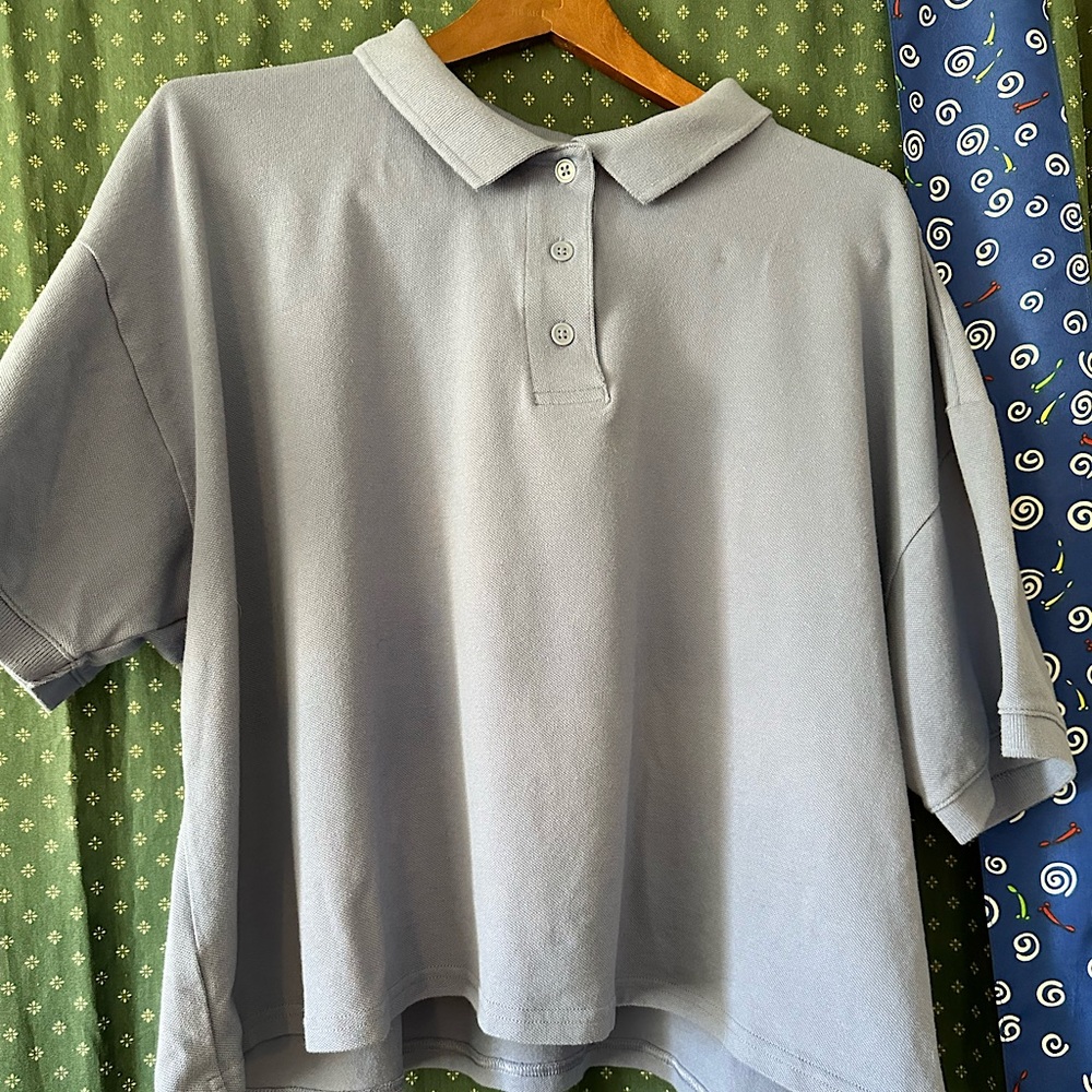 Cropped Blue Gap button up- perfect condition XXL but really a M/L!